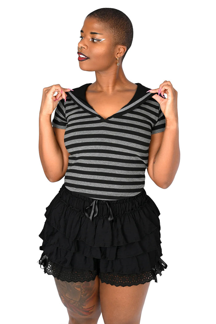 striped shirt with large sailor collar