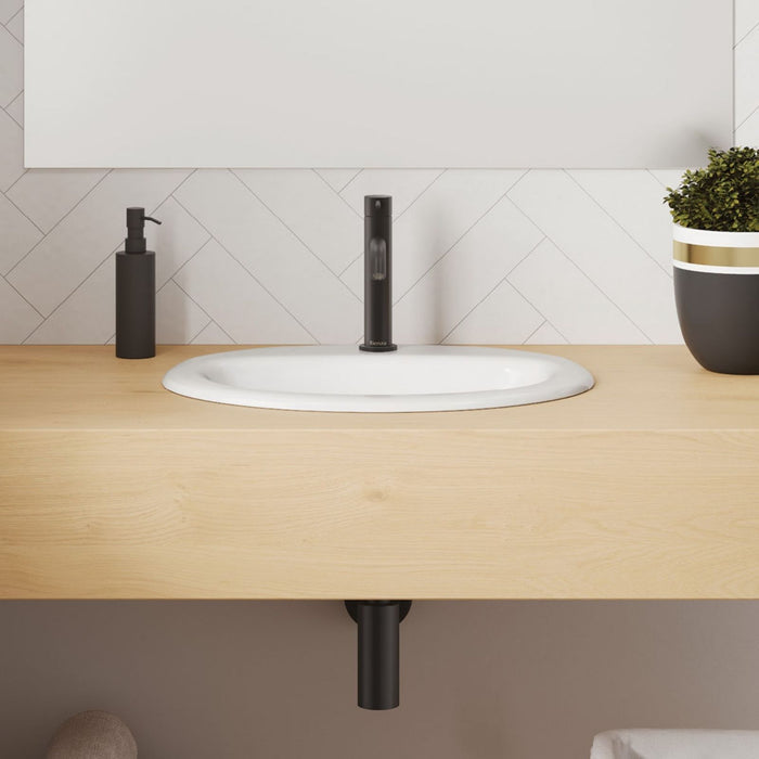 Lifestyle 2 Fienza Kaya Basin Mixer Matte Black 228103B-LF - The Blue Space