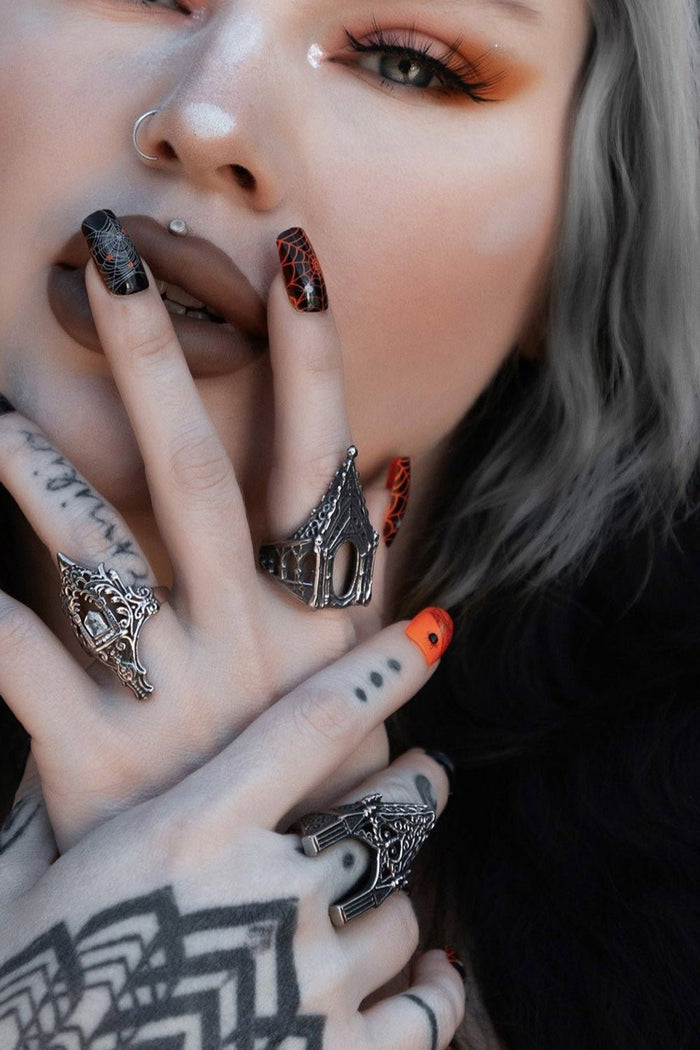 Gloomstone Ring - jewelry - VampireFreaks - Lively Ghosts