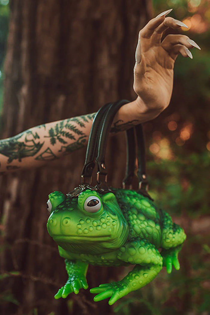windy willow green toad handbag