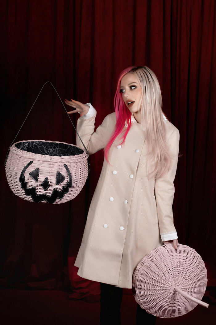 pumpkin jack-o-lantern pink wicker picnic basket with shoulder strap