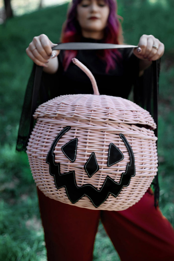 halloween picnic basket