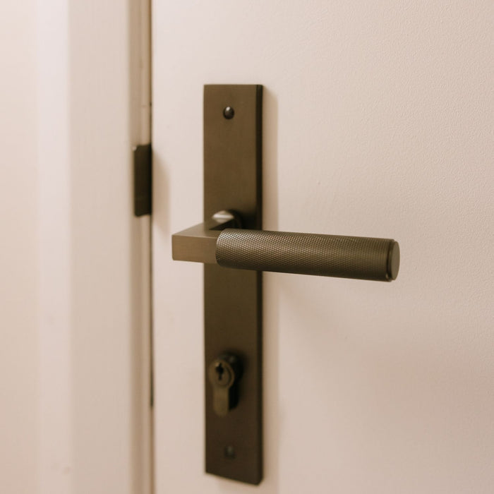 Lifestyle Iver Brunswick Lever Rectangular Backplate Entrance Kit with High Security Lock Signature Brass 10752KENTR60KT - The Blue Space