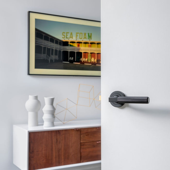 Lifestyle Iver Brunswick Lever Round Rose Entrance Kit with High Security Lock Matte Black  0353KENTR60KT - The Blue Space