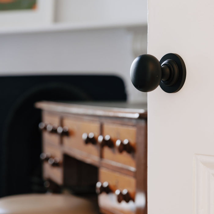 Lifestyle Iver Cambridge Knob Round Rose Passage Kit Matte Black  0203KPASS60 - The Blue Space