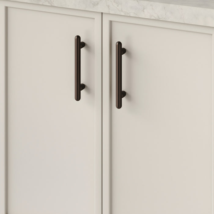 Detail1 Iver Puerto 128mm Cabinet Pull Handle Signature Brass 24032 - The Blue Space