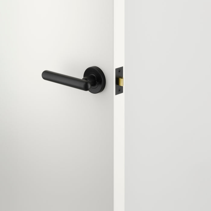 Lifestyle Iver Puerto Lever Round Rose (Inbuilt Privacy) Matte Black 24003KIBPRIV60 - The Blue Space