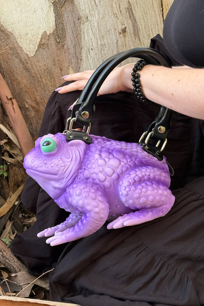 adorable 3d novelty purple toad handbag