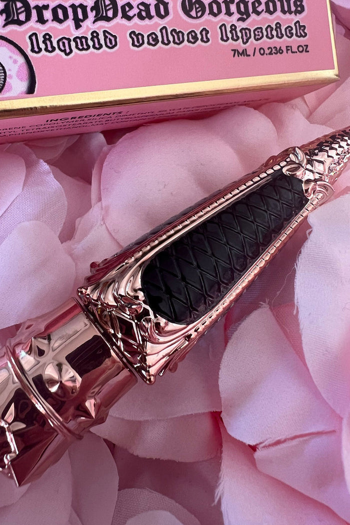 goth kawaii black lipgloss
