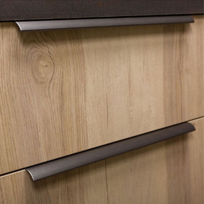 Lifestyle Momo Ona Lip Pull Handle 1056mm In Brushed Grey ON0372.1056.BRGY - The Blue Space