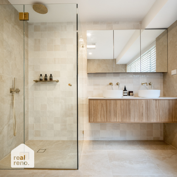 Phoenix Vivid Slimline Wall Basin Outlet 180mm Curved-Brushed Gold | Real Reno