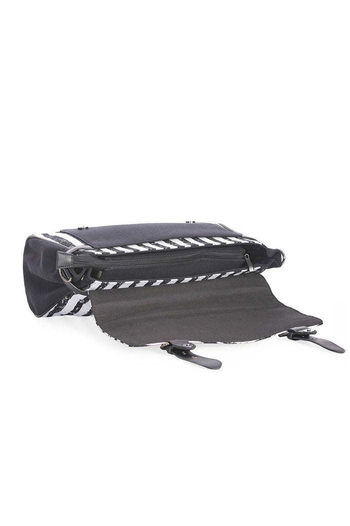 Spirit Summoner Striped Bag [BLACK/WHITE]