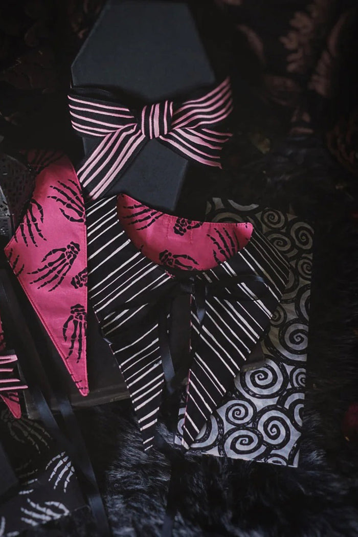 The Nightmare Reversible Collar